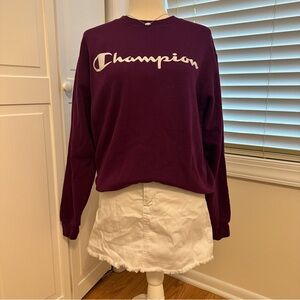 Champion Women's Crewneck Sweatshirt streetwear